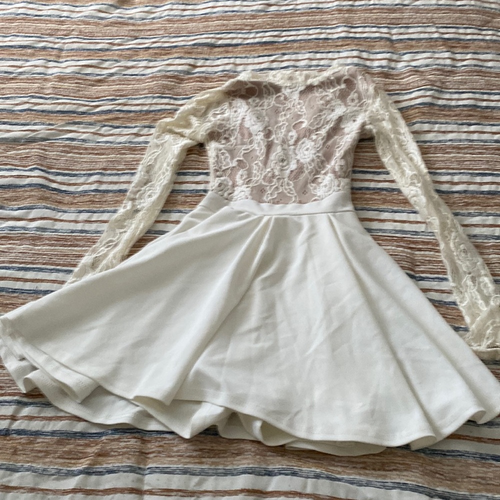 White Top Lace Long Sleeve Dress